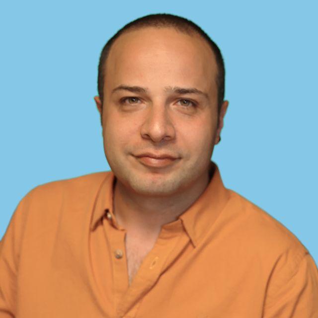 سینا دادخواه